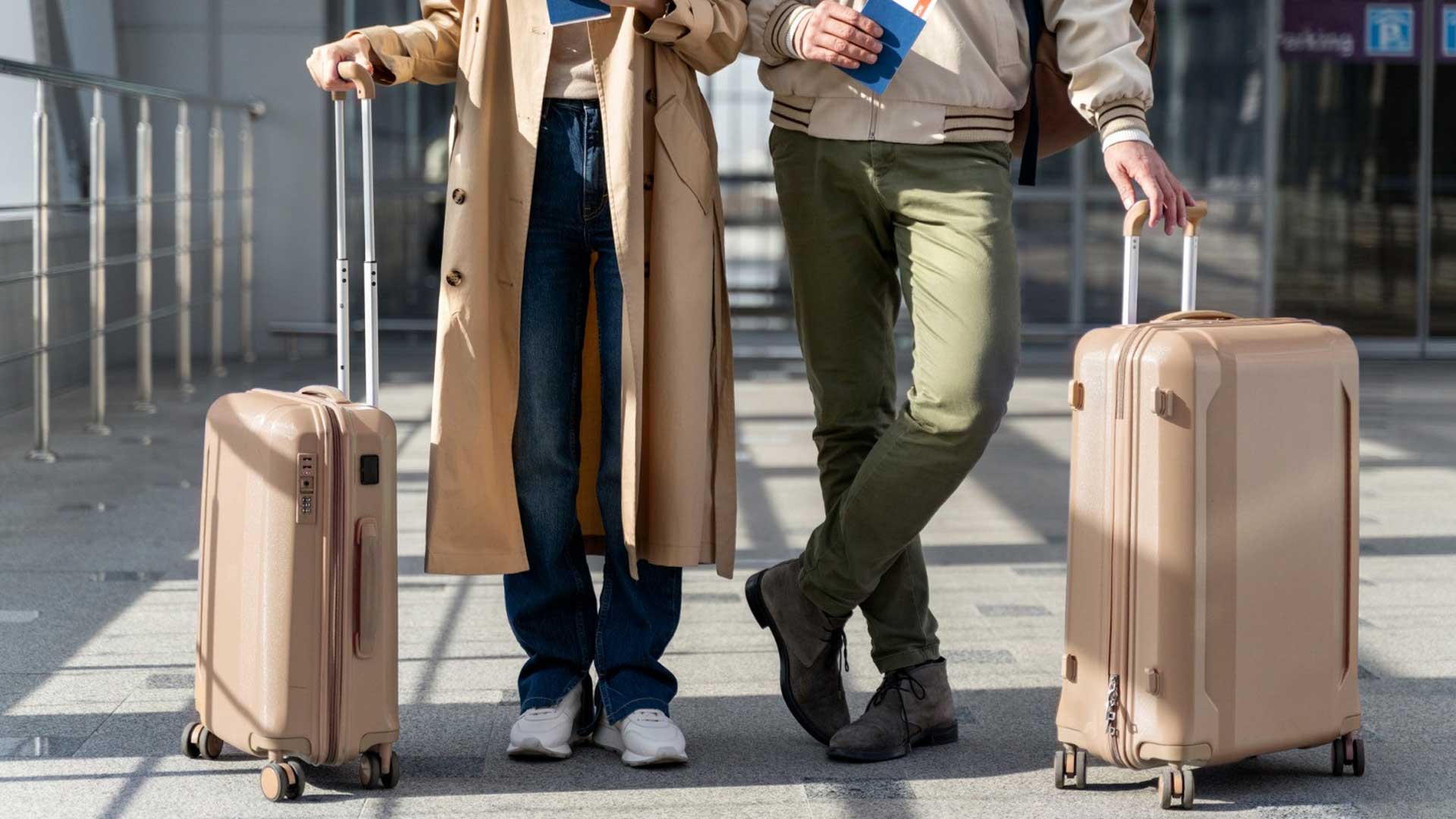 Valise en cabine payante : ce qui reste gratuit et ce qui change en Europe